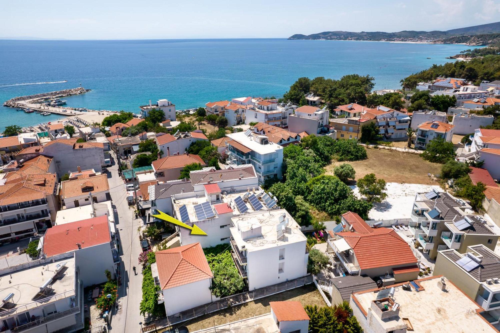 Famelia Studios Lampiris Potos Exteriér fotografie
